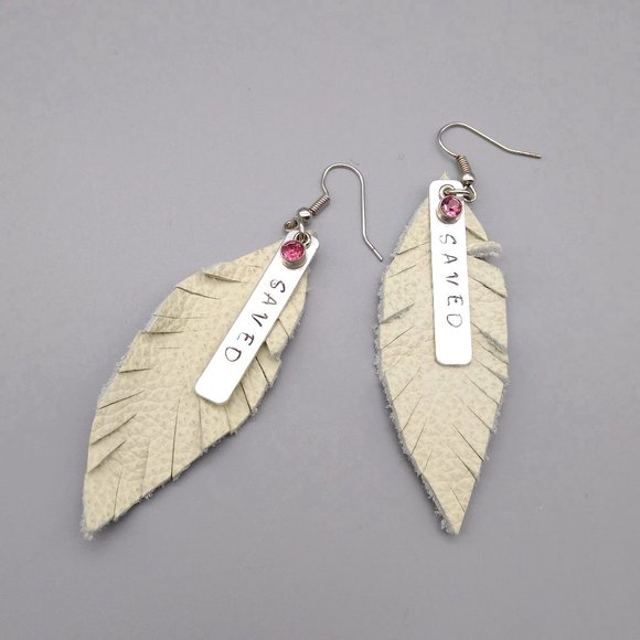 White Leather Feather Earrings with Eloxal Stamped Word SAVED and Pink Crystal - Picture 1 of 5